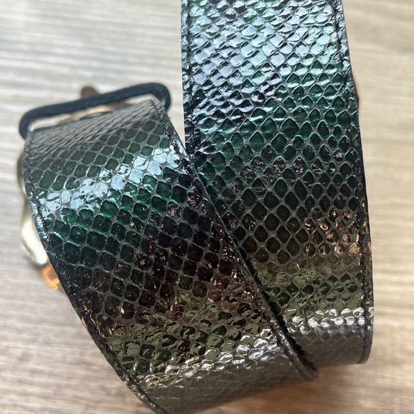 Vintage 90s Green and Black Faux Snakeskin Belt with Leaf Buckle - Picture 3 of 6